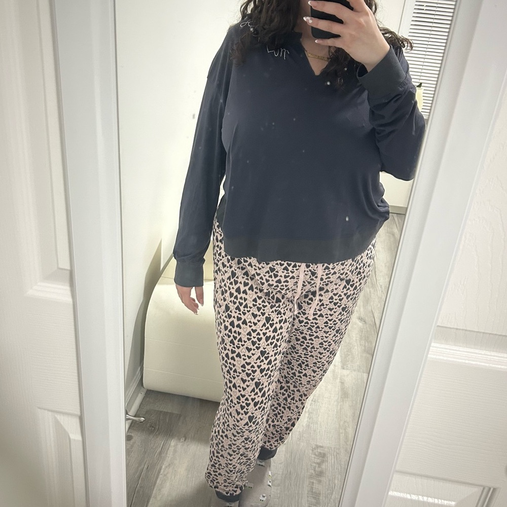hanes lightweight pajama set